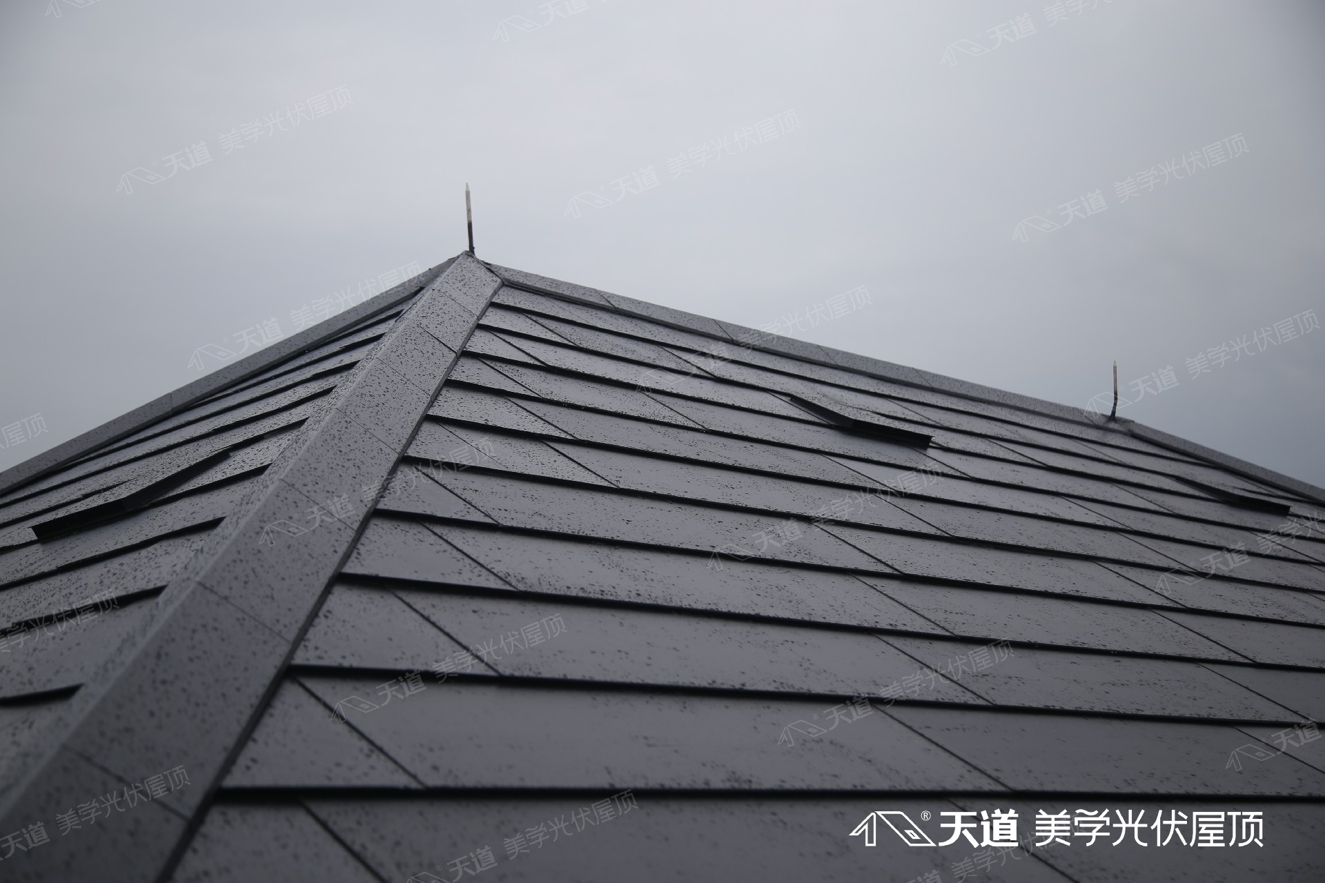 如何挑选合适的光伏瓦生产厂家？下面2点不容忽视
